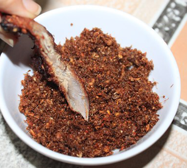 Muối ớt kiến vàng - Đặc sản Phú Yên